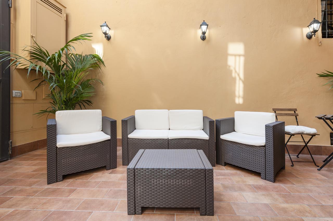 Awesome Duplex In Campo De' Fiori Area Apartment Rom